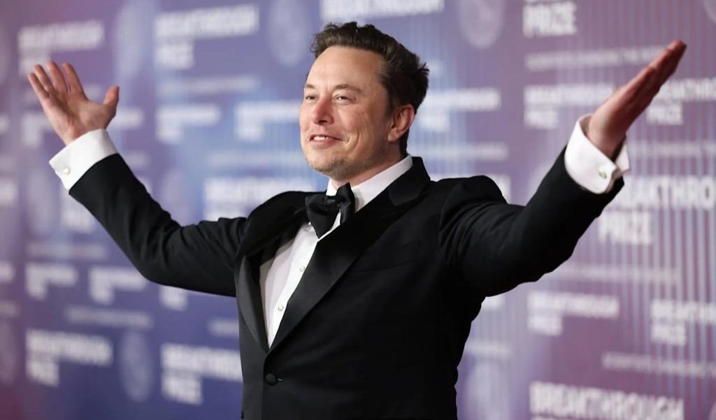 Elon Musk Hits Historic $850 Billion Net Worth Milestone